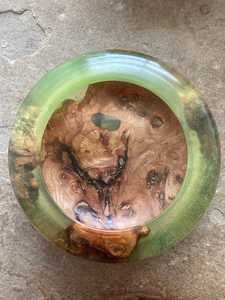 ชามไม้เรซิ่นทำมือ ลายไม้ธรรมชาติ เคลือบเงา ใช้ตกแต่งบ้านได้ทั้งเพื่อความสวยงามและใช้งานได้จริง สำหรับบ้านสไตล์โมเดิร์น - Product Image 3