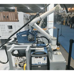 Bras robot collaboratif 6 axes HWINT à conception avancée et sécurité intégrée pour l'emballage de cellules et la palettisation de cartons - Product Image 1