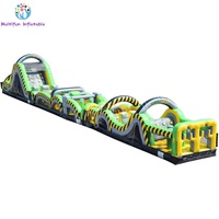 Cours d'assaut gonflable en PVC pour adultes pour défi de jeu de sport d'arrière-cour avec ventilateur intégré