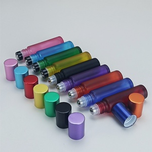 Botellas de Vidrio de 10 ml y 5 ml con Acabado Mate para Perfume y Aceites Esenciales, Botella de Vidrio con Rodillo de Bambú de 10 ml y Tapa de Bola Metálica - Product Image 4