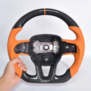 Volant sport en cuir et fibre de carbone personnalisé pour Dodge Charger <span class=keywords><strong>Challenger</strong></span> Hellcat SRT <span class=keywords><strong>RT</strong></span> Accessoires de voiture - Product Image 1
