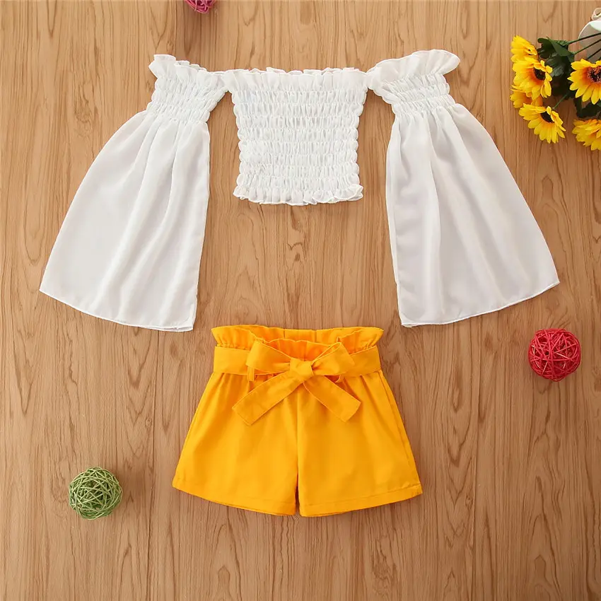 Conjunto de ropa de manga larga con hombros descubiertos y pantalones cortos amarillos, conjunto de verano para niñas de 1 a 6 años