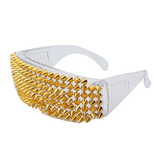 Stile europeo americano nuova grande montatura <span class=keywords><strong>da</strong></span> esterno <span class=keywords><strong>occhiali</strong></span> <span class=keywords><strong>da</strong></span> <span class=keywords><strong>sole</strong></span> con personalità <span class=keywords><strong>a</strong></span> forma di V maschera <span class=keywords><strong>da</strong></span> discoteca con rivetto personalizzabile Logo sull'obiettivo - Product Image 4