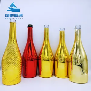 Design personalizzato 700ml 750ml extra flint metallic gold bottiglia di champagne bottiglia di vetro per liquore gonfiabile con sughero