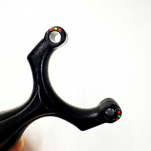 Fionda in Resina Nera di Alta Qualità con Dispositivo di Mira, Accessori Sportivi di Lusso Economici per Caccia all'Aperto - Product Image 5