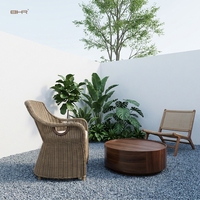 Chaise de jardin en rotin tressé à la main BHR, idéale pour terrasse, jardin, cour.