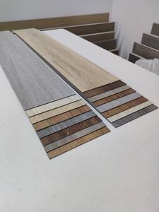 Adesivi per Pavimenti in Vinile SPC Effetto Legno Autoadesivi, Impermeabili, Ispessiti, Resistenti all'Usura, Rimovibili, Pavimentazione in Plastica - Product Image 4