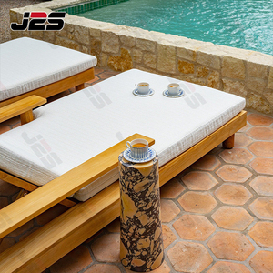 Chaise longue d'extérieur à cadre en teck haut <span class=keywords><strong>de</strong></span> gamme avec dossier réglable et coussins pour la détente à la piscine et à la plage - Product Image 4