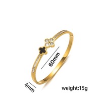 Bracelet en acier inoxydable résistant à la couleur européenne et américaine en acier au titane avec incrustation de diamants tempérament simple et à la mode j