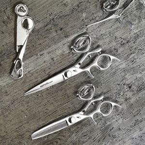 6.0 Inch Left-Handed Sharp Stainless Steel Professional <b>Thinning</b> Barber <b>Scissors</b> with 30 Teeth for <b>Hair</b> Styling - Product Image 3