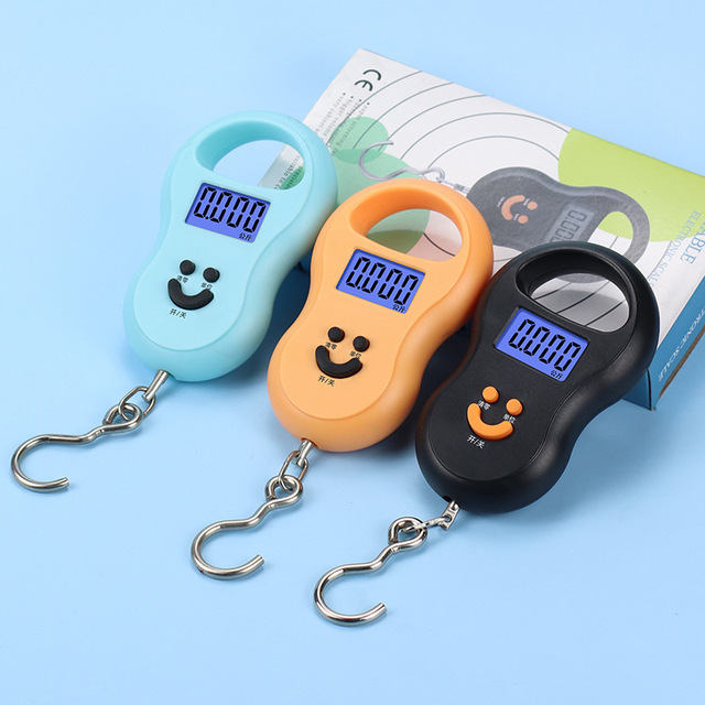 Hot Sale Portable Electronic Hook Scale Smile Round Gourd Shaped Portable Hanging Scale Plastic Mini 50KG Luggage Scale