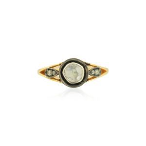 Bague solitaire en diamant brut (Polki) sertie en or jaune bicolore et argent oxydé. Une bague en or jaune. - Product Image 2