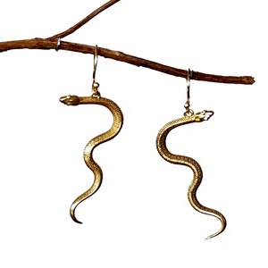 SILVER ZONE Boucles d'oreilles pendantes bohèmes en forme de serpent couleur or sans nickel pour femme Anniversaire - Product Image 1