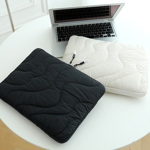 Housse de protection matelassée en polyester à vagues douces et moelleuses de 14 pouces avec fermeture éclair, sac de transport décontracté pour ordinateur portable pour le bureau/l'école. - Product Image 3