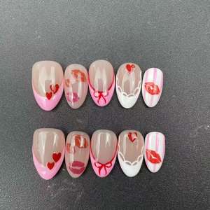 Uñas Postizas de Alta Calidad Hechas a Mano, Venta al por Mayor, Forma Almendrada Corta, Estilo Francés con Detalle de Labios, Reutilizables - Product Image 3