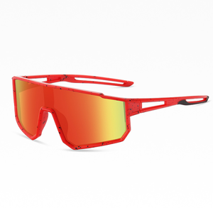 Vente en gros d'usine de lunettes de sport unisexe en PC pour enfants lunettes de soleil polarisées à monture orange noire - Product Image 4