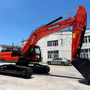 รถขุดตีนตะขาบ 26 ตัน รุ่น Develon DX260LCA พร้อมเครื่องยนต์ทรงพลังและประหยัดน้ำมันสูงสำหรับงานก่อสร้าง - Product Image 1