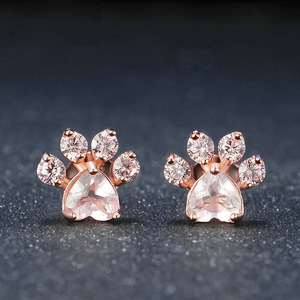 Orecchini a Perno con Cristallo Rosa a Forma di Zampa di Gatto per Donne, Accessori Carini per Uso Quotidiano in Tono Rosa - Product Image 2