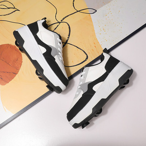 Chaussures à roulettes lumineuses pour enfants, en matériau EVA, avec roulettes de patins à roulettes, patinage automatique - Product Image 3