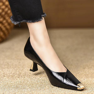 Nouvelle Collection Automne-Été : Chaussures Mary Jane à Talon Carré, en Cuir Premium, Style Rétro Français avec Bride Croisée, Tendance Mode - Product Image 1