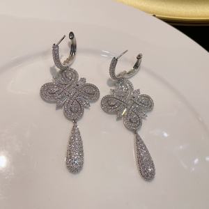 HIBRIDE, único, lujoso, largo, colgante de gota, flor CZ, pendientes para mujer, fiesta de compromiso, boda, joyería, bisutería para mujer, E-1139 - Product Image 3