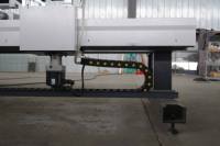 Centre d'usinage CNC vertical de haute précision pour le verre, équipement automatique de perçage et de fraisage du verre
