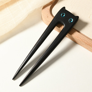 Accessoire capillaire créatif et mignon de style rétro avec des doubles épingles à cheveux en ébène en forme de chat, simple et polyvalent pour Hanfu et cheongsam. - Product Image 2