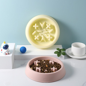 Gamelle anti-renversement Peyton Slow Feed rose pour chien et chat avec design puzzle pour une alimentation saine - Product Image 1