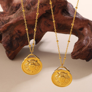 Pendientes y Collar con Colgante de León Romano Retro Europeo Americano, Acero Inoxidable, Chapado en Oro de 18K, para Mujer - Product Image 3