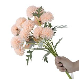 Flor de Crisantemo Artificial de Seda, de 3 Cabezas, Alta Simulación, Estilo Natural, para Decoración del Hogar, Bodas, Fotografía al Aire Libre - Product Image 5