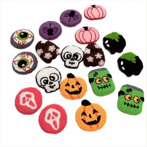 2025 Halloween décoration fait à la main crier fantôme poinçonné aiguille caboteur artisanat tasse tapis pour cadeaux promotionnels - Product Image 1