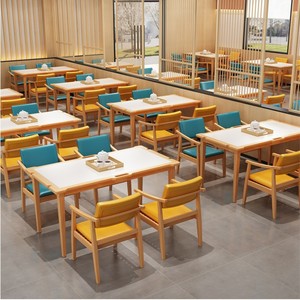 Tables et chaises en bois massif, mobilier adapté aux personnes âgées pour les cantines et salles d'activités, design durable - Product Image 2