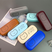 Étui à lunettes en PU durable et portable avec logo personnalisé Étui à lunettes de soleil à la mode Étui à lunettes mignon pour la vente en gros