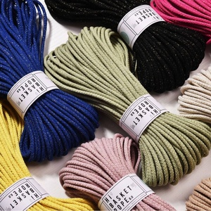 <span class=keywords><strong>Corda</strong></span> in cotone intrecciato a zig-zag da 6 mm all'ingrosso, <span class=keywords><strong>corda</strong></span> in cotone a zig-zag dorata e glitterata con anima per cucito di cesti e borse - Product Image 1