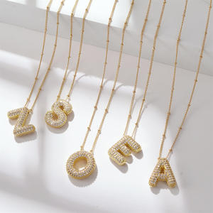 Ingrosso collana con ciondolo iniziale in <span class=keywords><strong>oro</strong></span> placcato ottone strass Mini palloncino con lettera a bolle - Product Image 1