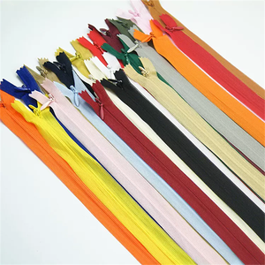 Fermeture éclair <span class=keywords><strong>invisible</strong></span> en nylon de haute qualité à extrémité fermée 3 #   Plastique haute visibilité à bordure dentelle <span class=keywords><strong>pour</strong></span> robes et oreillers - Direct usine - Product Image 3