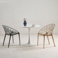 Restaurant Salle À Manger Chaise Transparent Empilable En Plastique Nouveau Design Sans Bras Italien Minimaliste Moderne Moderne Meubles Support