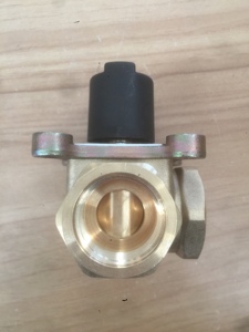 Válvula <span class=keywords><strong>Mezcladora</strong></span> <span class=keywords><strong>de</strong></span> Latón <span class=keywords><strong>de</strong></span> <span class=keywords><strong>Tres</strong></span> Vías con Solenoide para Agua <span class=keywords><strong>de</strong></span> Alta Temperatura Sunfly XF10645 con Control Manual y Soporte OEM - Product Image 3