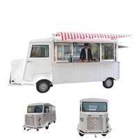 Camion-restaurant mobile bien équipé Remorque à hot-dogs pour pizza à la crème glacée avec cuisine pour les collations