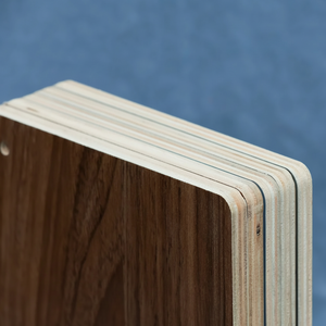 Precio al por mayor muebles de oficina modernos 9mm 18mm 1220x2440mm madera contrachapada de melamina marina con capa brillante para uso en apartamentos - Product Image 1