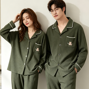 Ensemble de pyjamas de luxe assortis pour couple, vêtements de nuit doux en bambou pour hommes et femmes, production sur mesure en gros, fabricant - Product Image 4