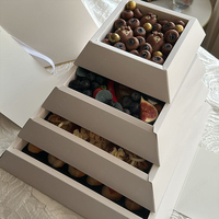 Boîte cadeau en chocolat artisanal de haute qualité, jolie forme d'arbre, boîtes à fleurs sucrées de Noël, emballage personnalisé pour bonbons, boîte pyramidale pour aliments