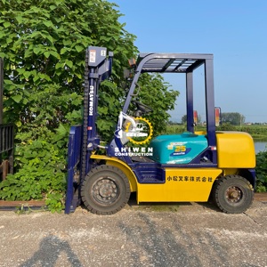 Chariot élévateur utilisé FD25 de 2.5 tonnes KOMATSU, FD25T-17 du Japon KOMATSU FD25T-14 FD30T FD50 chariot élévateur diesel, chariot élévateur KOMATSU 3 tonnes en vente - Product Image 2