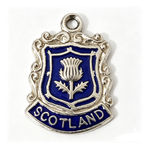 Emblema de Escocia Plateado con Esmalte Azul y Marco Ornamentado, Recuerdo - Product Image 1