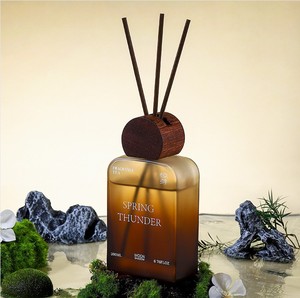 Difusor de Aroma de Madera para el Hogar, con Aroma Duradero, Aceite de Fragancia Inofensivo para Mujeres Embarazadas y Niños, Difusor de Aroma en Botella de Vidrio - Product Image 2