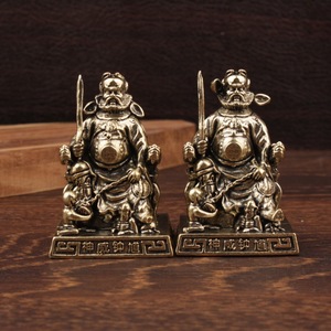Figurine en laiton Zhong Kui, artisanat de style chinois, ornement de table pour la décoration de la maison - Product Image 1