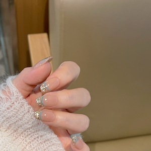 Unghie Finte Eleganti Nude con Punta Francese, Glitter Diamantato, 10 Pezzi, Fatte a Mano, Adesive, per Uso Quotidiano, Logo Personalizzabile - Product Image 3