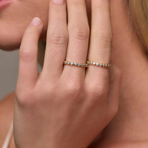 LUCKYJIU Produttore di Gioielli Personalizzati, Anelli Mini Impilabili in Acciaio Inossidabile Placcato Oro <span class=keywords><strong>18k</strong></span> con Zirconia, Impermeabili e Antiossidanti per Donna - Product Image 2