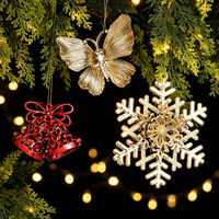 Nouveaux pendentifs décoratifs de Noël rouges et dorés, flocons de neige électroplaqués, cerfs en plastique, style euro-américain
