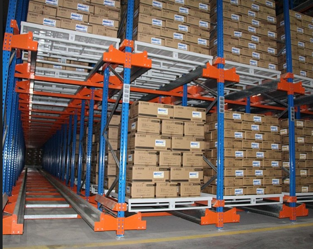 Heavy Duty Radio Shuttle Racking System Semi-Automated Shuttle Rack for High-Density Warehouse Storage